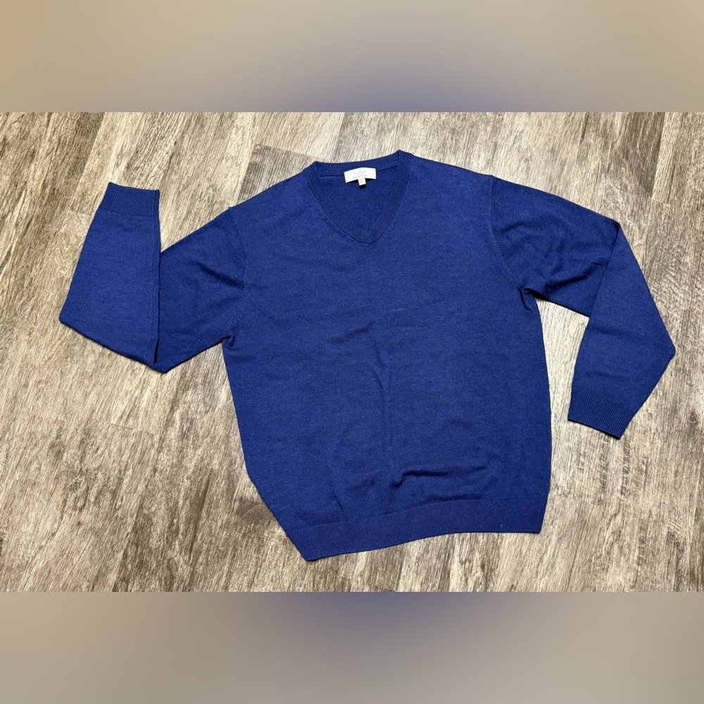 Turnbury MERINO Wool SWEATER Blue V Neck